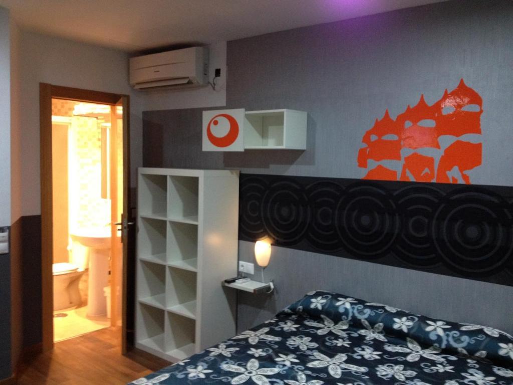 Hostal Gaudi Cuenca Куэнка Номер фото