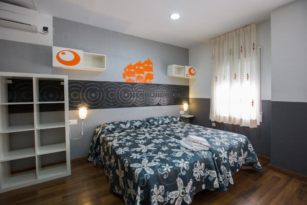 Hostal Gaudi Cuenca Куэнка Экстерьер фото